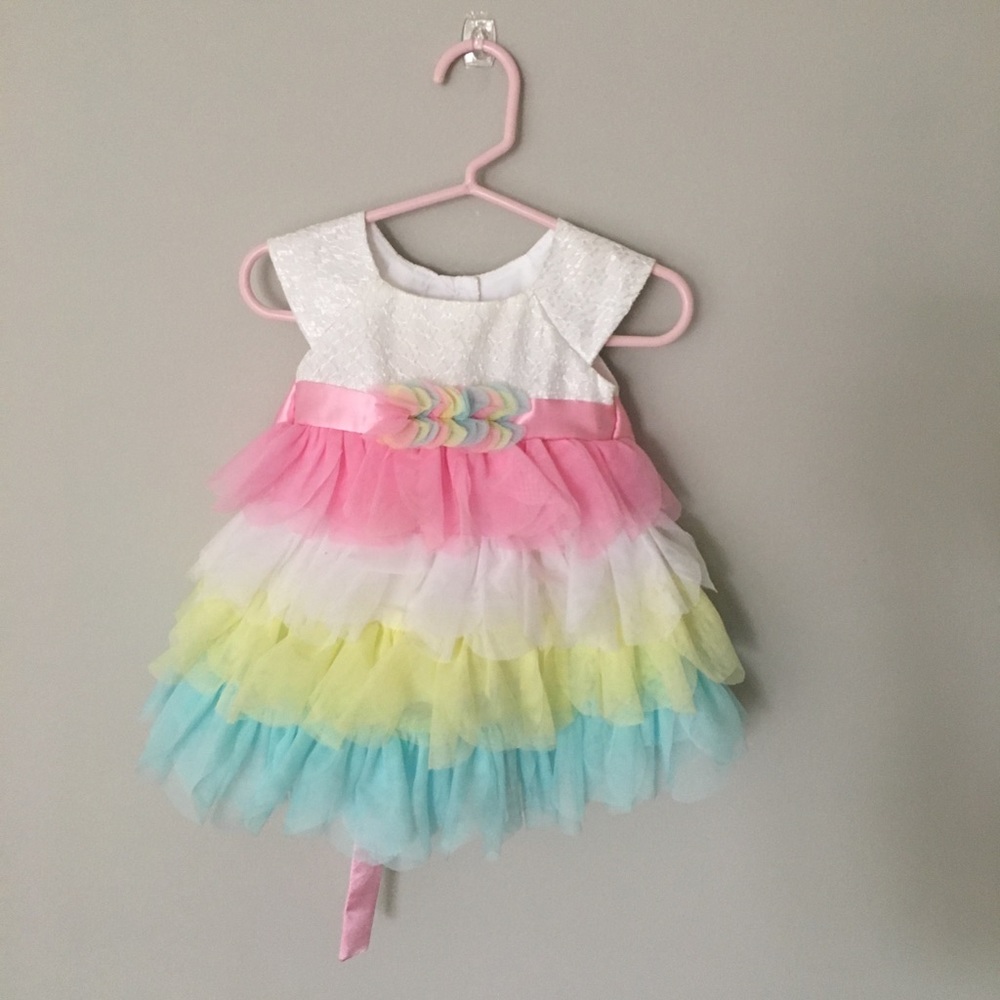 Baby girl’s dress